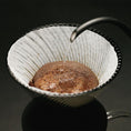 Bild in Galerie-Betrachter laden, Hario Neo 02 - V60 Coffee Dripper
