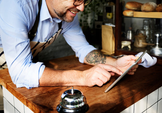 Kaffeerösterei in der Nähe: Lokal kaufen oder Kaffee online bestellen?