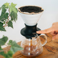 Load image into Gallery viewer, Hario SWITCH 02 - Ceramic White - Immersion Coffee Dripper

