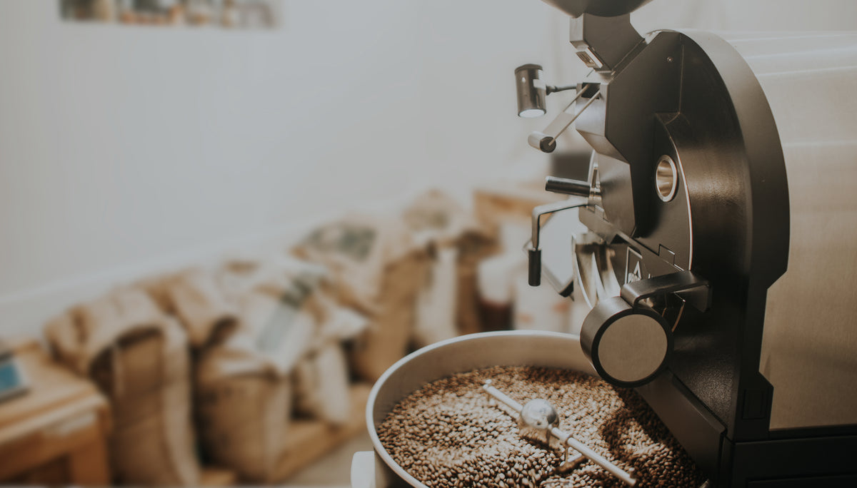 Der Probat-Röster in der Rösterei von Schön Kaffee